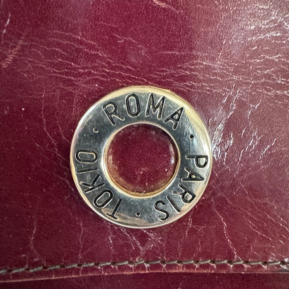 Sorpresa! Made in Italy Genuine Leather Vintage Crossbody - Picture 5 of 16